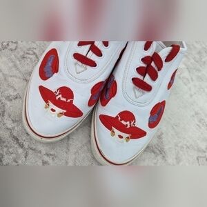 Vintage style red hat white  shoes Size 8W